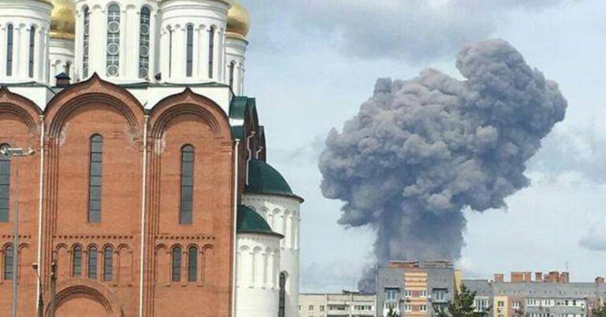 Взрывы на российском заводе: разнесло все, главный момент ЧП попал на видео