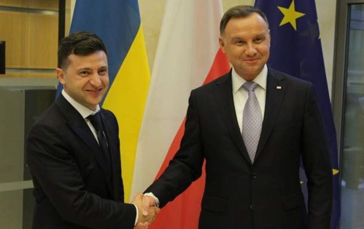 Зеленский принял приглашение президента Польши посетить Варшаву