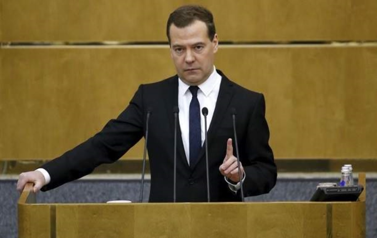 Медведев озвучил условия по транзиту газа через Украину