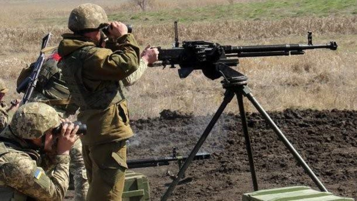 Обострение на Донбассе: двое украинских военных погибли