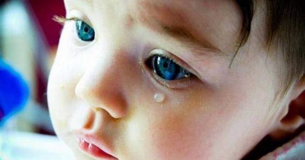 Мать убила 2-летнюю дочь из-за крошек хлеба: детали жуткой истории