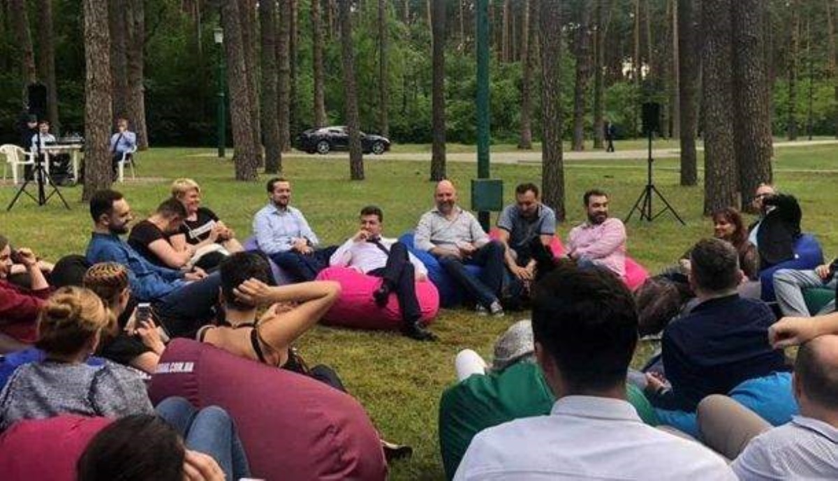 Путь к диктатуре: Портиков разнес Зеленского за закрытую встречу с журналистами