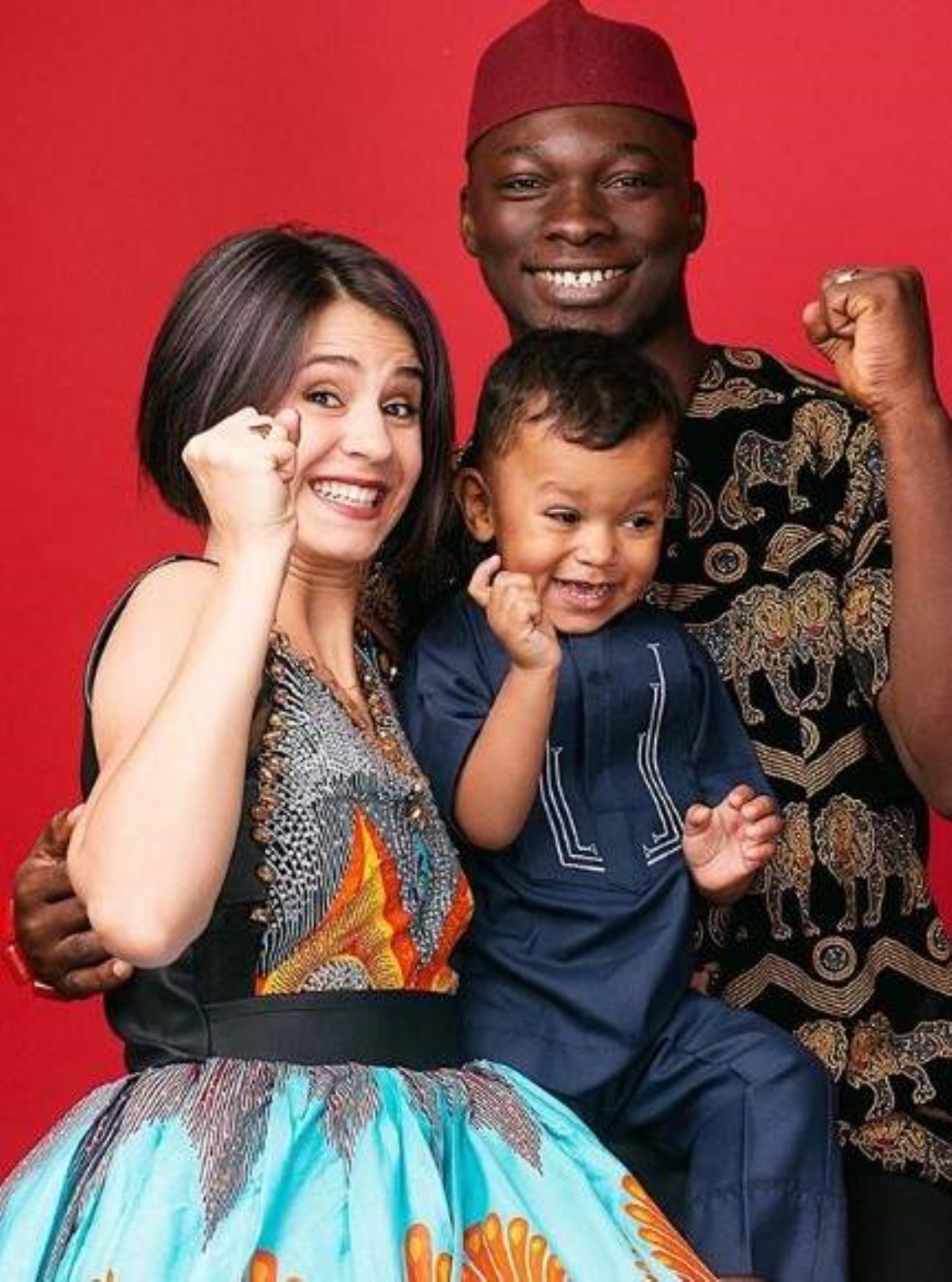 Темнокожие пары. Джейкоб йиса Нигерия. Смешанные браки. Интернациональная семья. Смешанные дети.