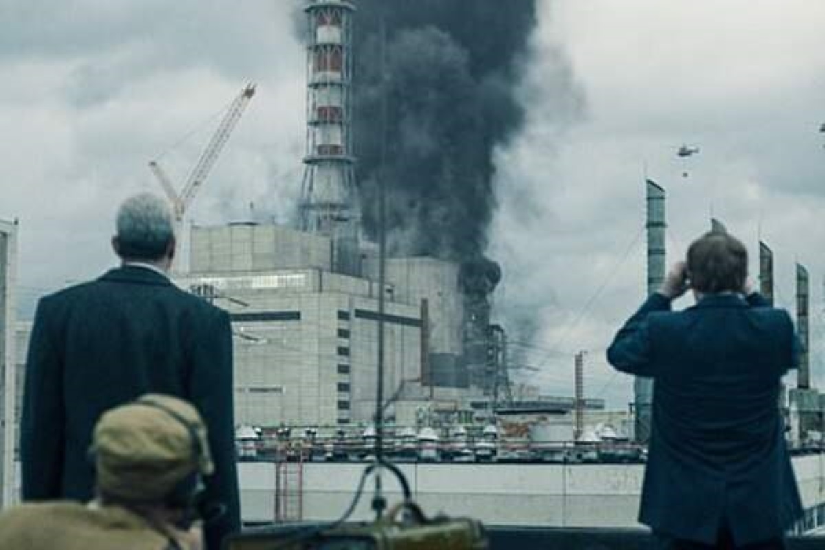 Экс-директор ЧАЭС разозлился из-за водки в сериале "Чернобыль"