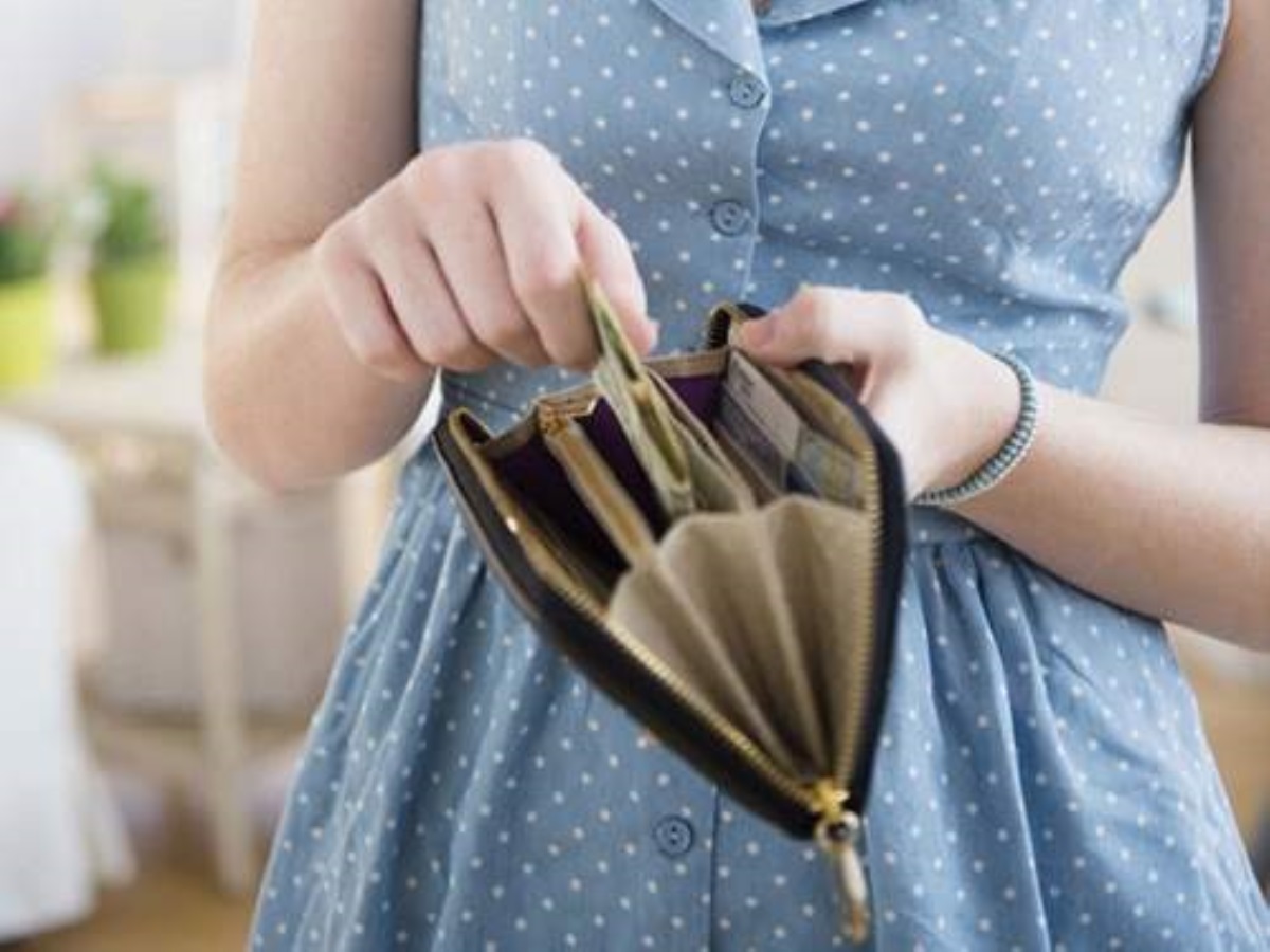 Пять вещей в кошельке, "отталкивающих" деньги