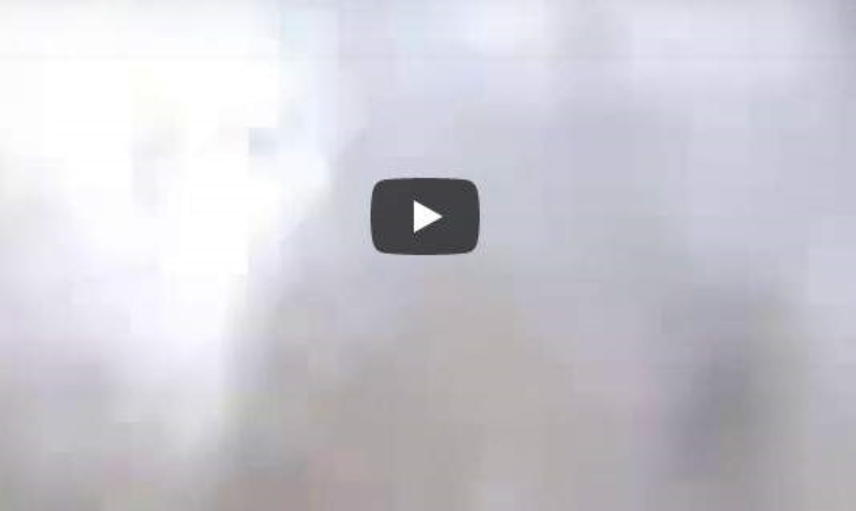 Видео падения спортсменки с 15-метрового водопада попало на камеру