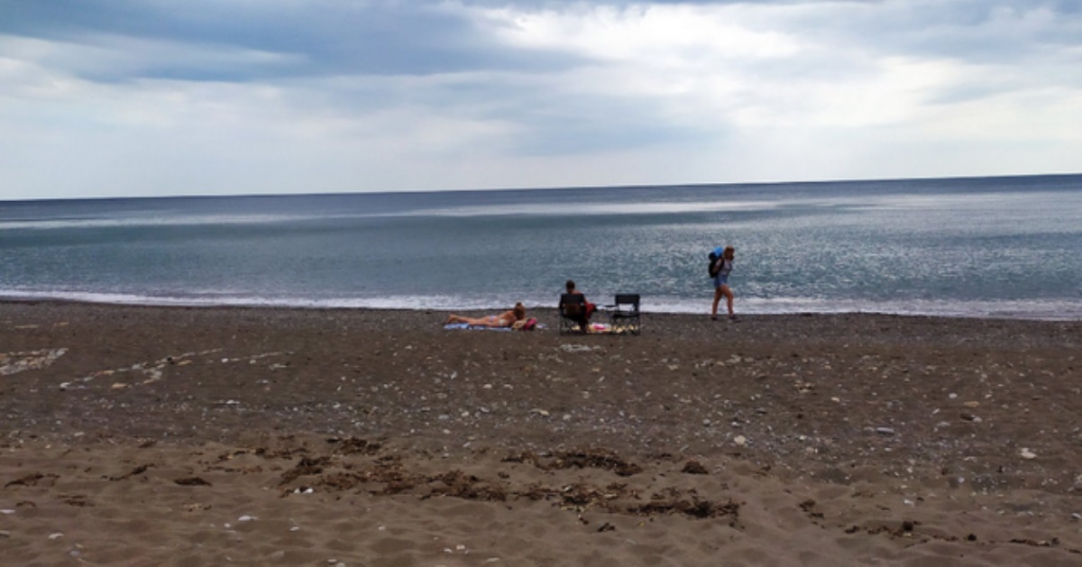 "Найди отдыхающего": в сети показали провальный туристический сезон в Крыму