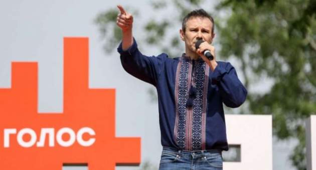 Эксперт: «Вакарчук «отъел» у Порошенко и Парубия»