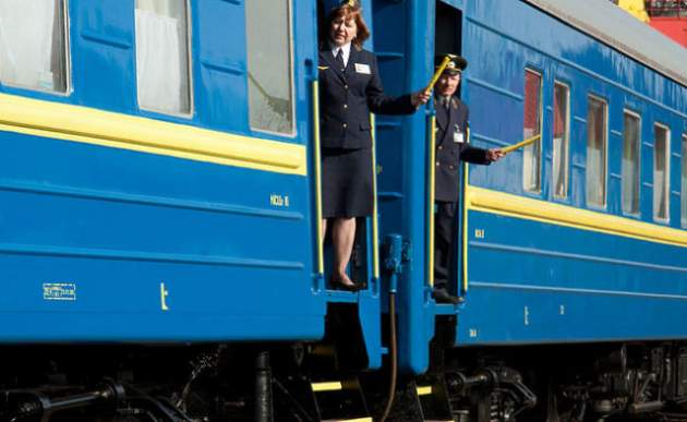 «Укрзализныця» назначила 26 летних поездов к морю