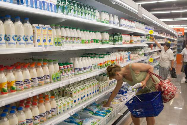 Украинцев цинично "разводят" в супермаркетах