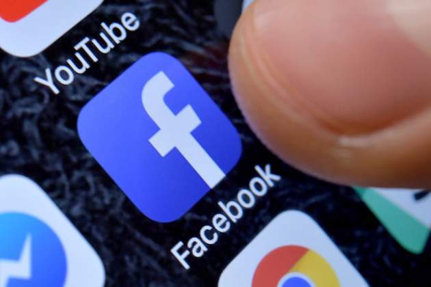 Facebook предложила пользователям деньги за личные данные