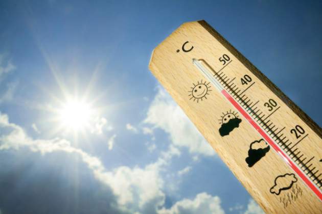 Синоптик назвала причины сильной жары в Украине