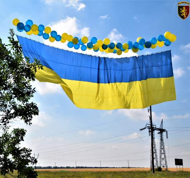 Украинцы отправили боевикам огромный "подарок". Фото