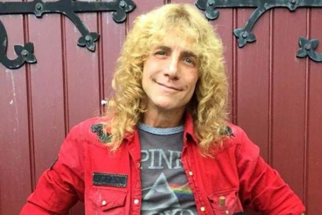 Барабанщик Guns' N' Roses угодил в больницу с ножевым ранением