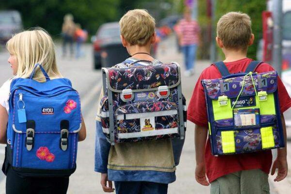 В Украине запретили оставлять учеников на второй год