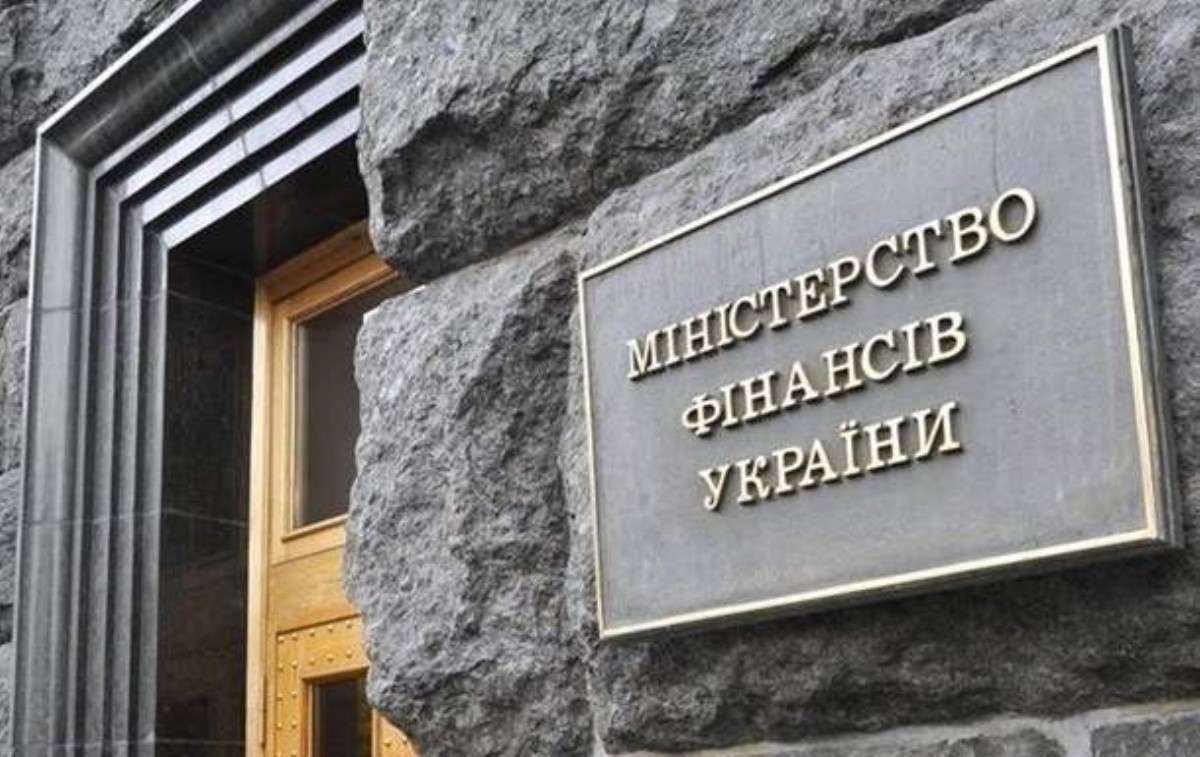 Минфин продолжает наращивать госдолг