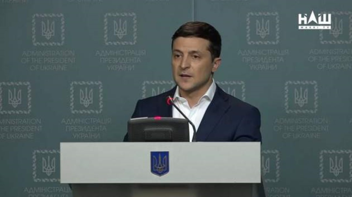 Зеленский отказался от парада на День Независимости: куда пойдут 300 млн
