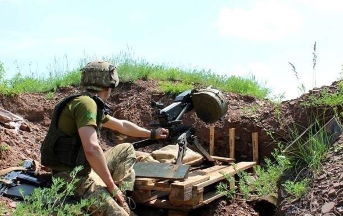 На Донбассе снизилось количество обстрелов