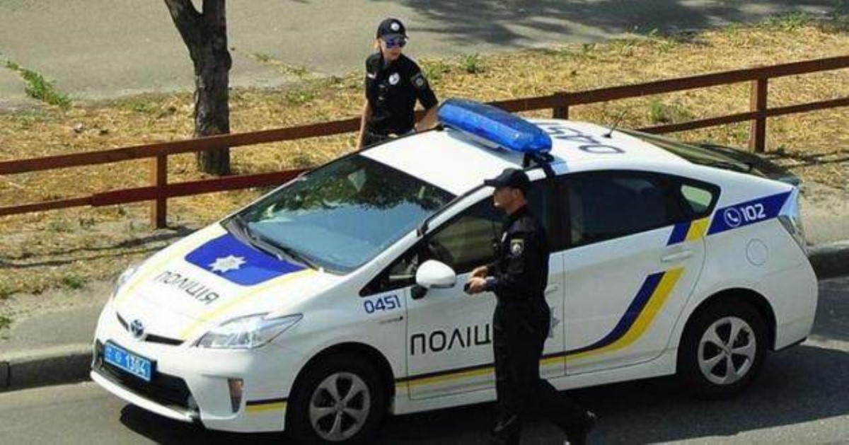 Людей с автоматами заметили на Киевщине, полиция приведена в полную готовность