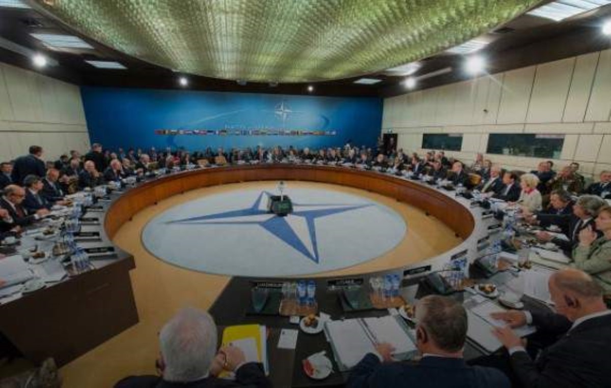 НАТО побывало в зоне ООС: что это значит для украинцев