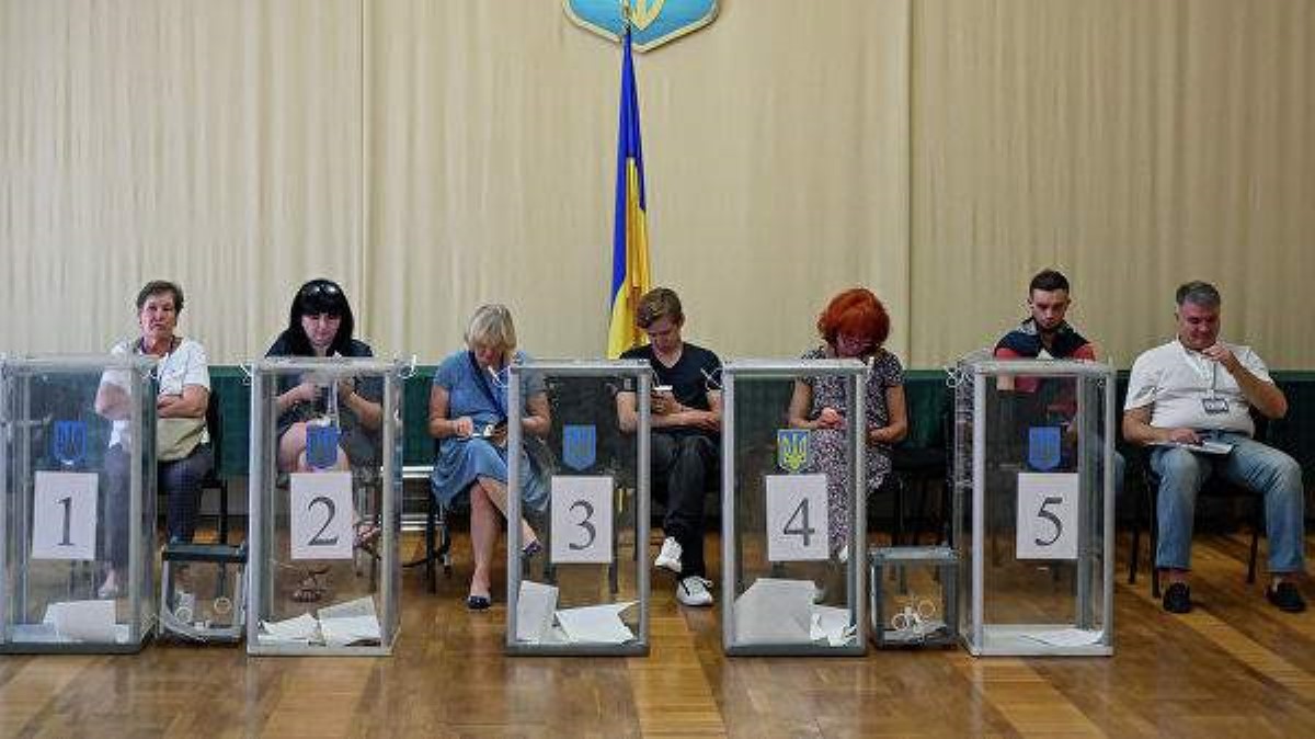 Российский политолог сравнил выборы в Украине и РФ