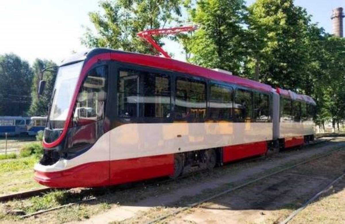 Деньги за киевские трамваи, обещанные Зеленским, так и не вернули производителю