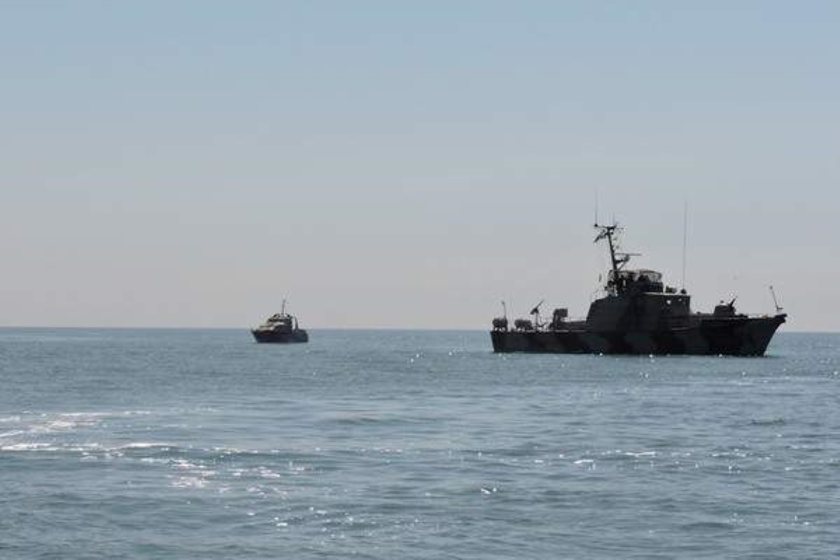 Бьют зеленым лучом: в ООС забили тревогу из-за кораблей России в Азовском море