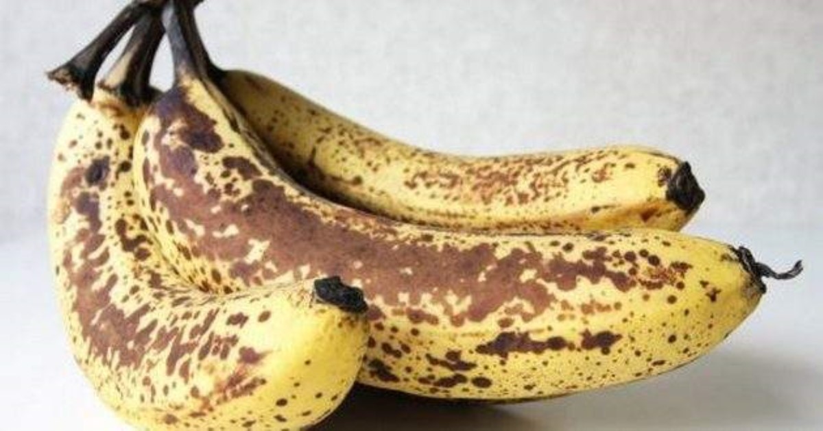 Почему нельзя есть коричневые бананы