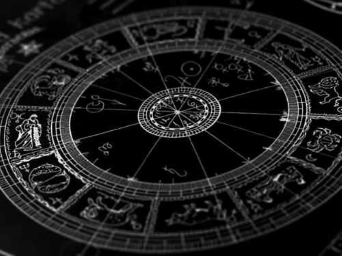 Астрологи составили подробный гороскоп на август 2019 года
