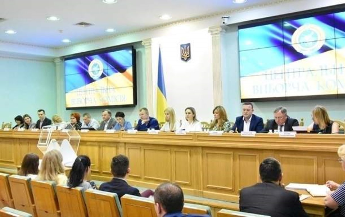 ЦИК принял оригинальные протоколы со всех округов