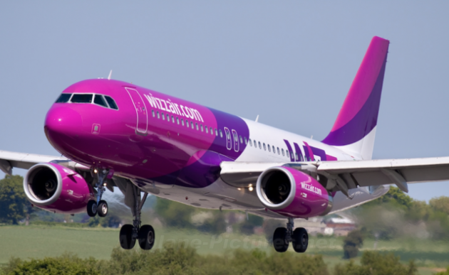 Самолет Wizz Аir, летевший из Киева в Дортмунд, аварийно сел в Польше