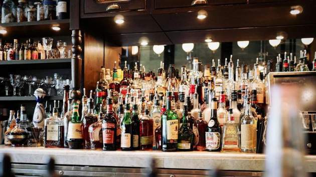 Как правильно выбрать алкоголь в зависимости от поры года