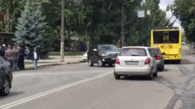 В Киеве кортеж Кличко, наплевав на всех, нарушил ПДД: видеофакт