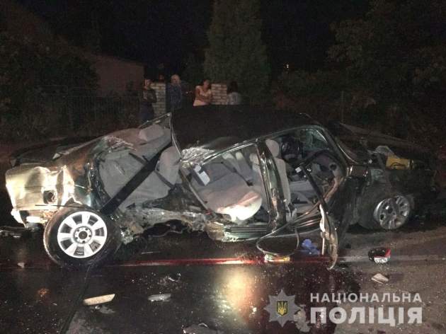 Машину разнесло на куски: видео смертельного ДТП в Ровно