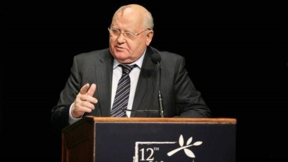Горбачев рассказал о последствиях прекращения ракетного договора между США и РФ