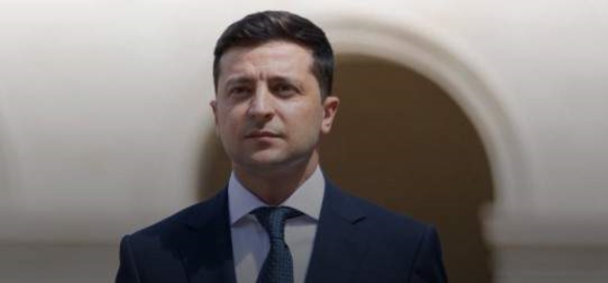 Зеленский похвастался рельефными бицепсами, украинцам понравилось