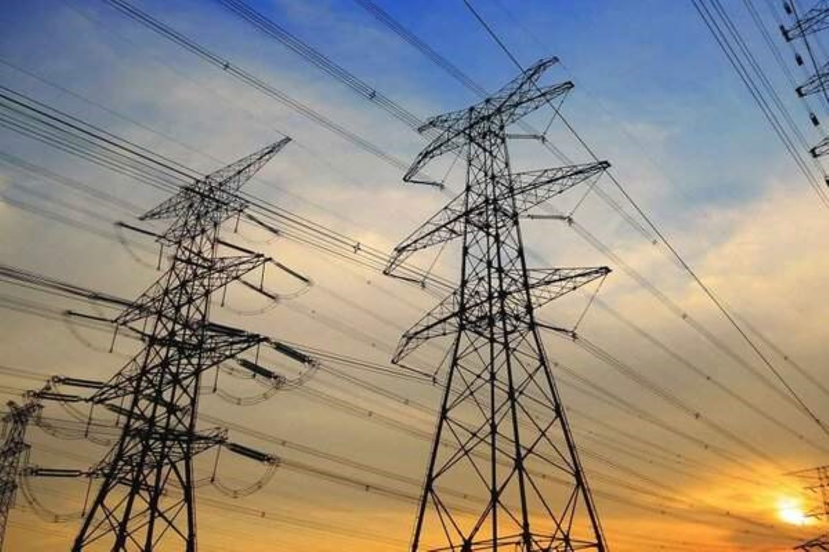 У Зеленского пообещали снизить цену на электроэнергию