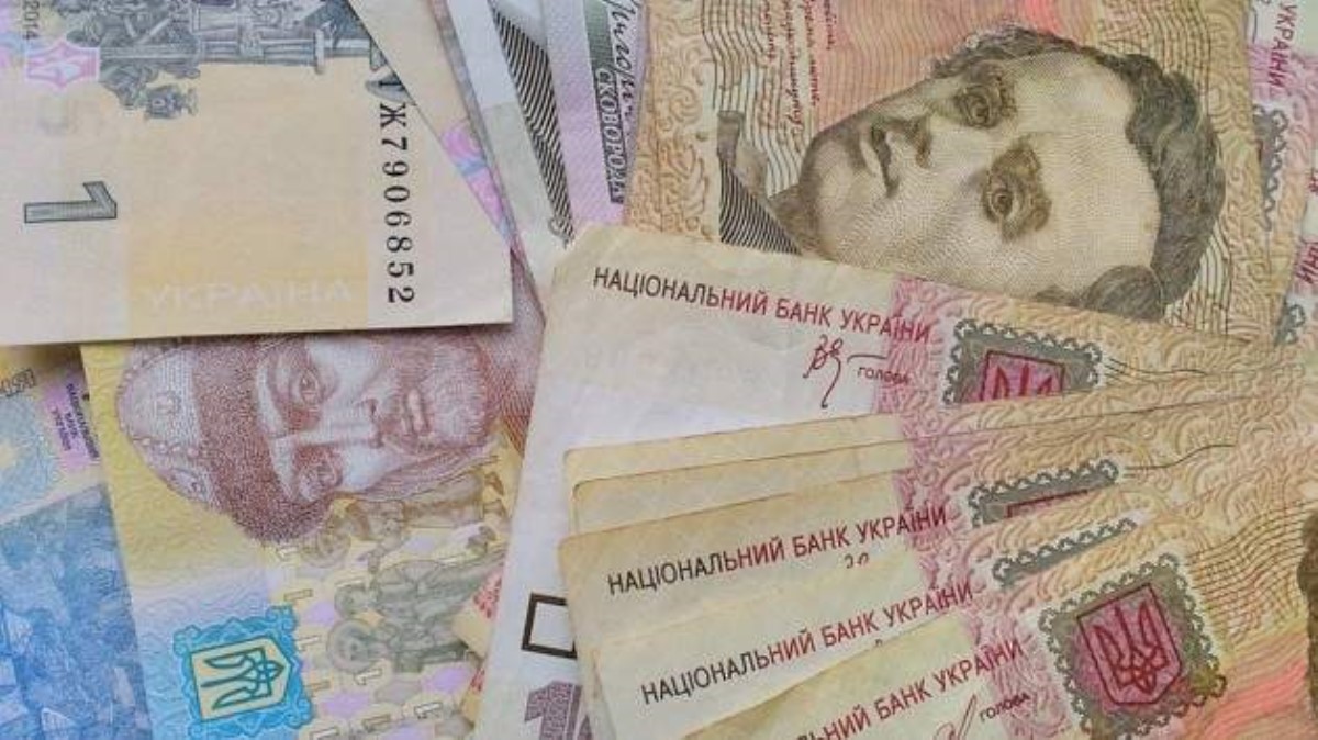 Киевляне получат по 280-500 гривен помощи ко Дню независимости