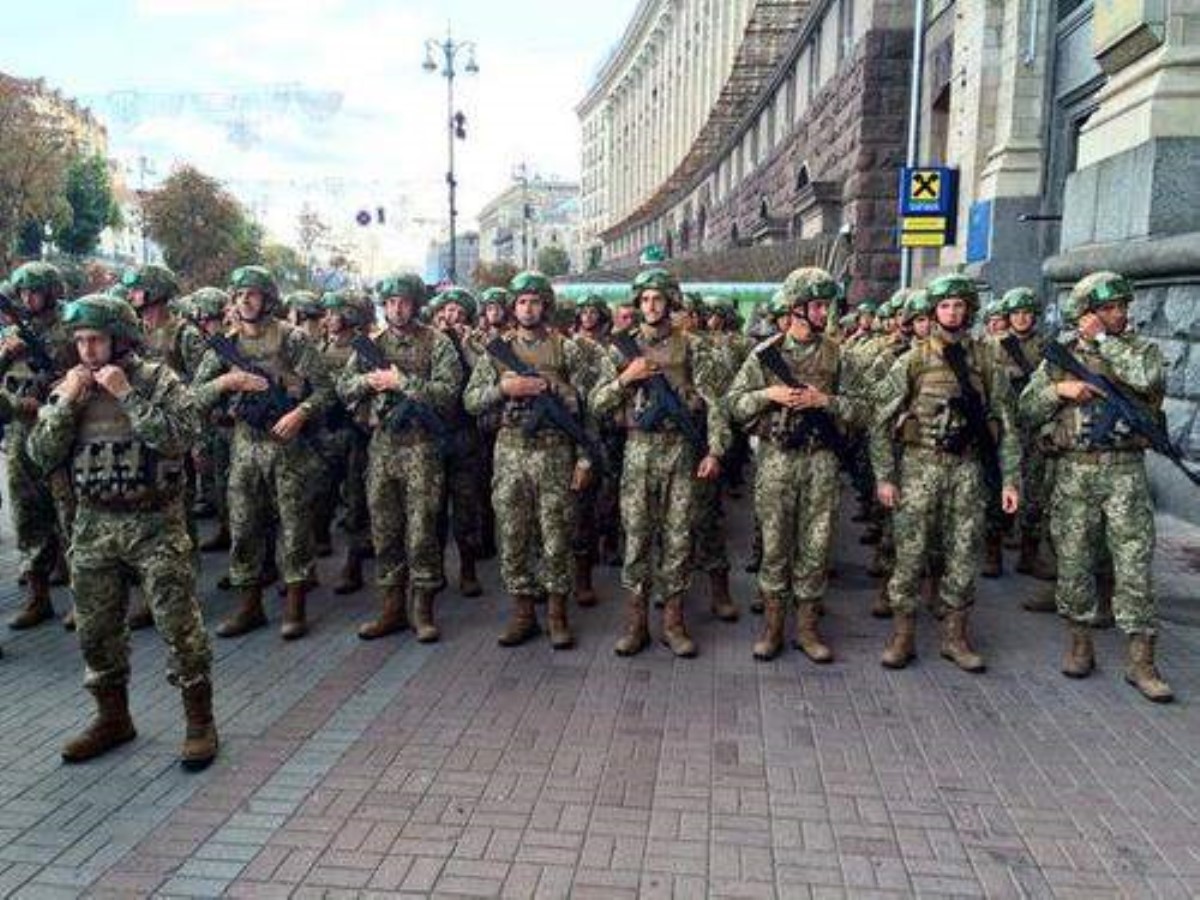 "Нечего праздновать": Кравчук жестко высказался об отмене парада в Украине
