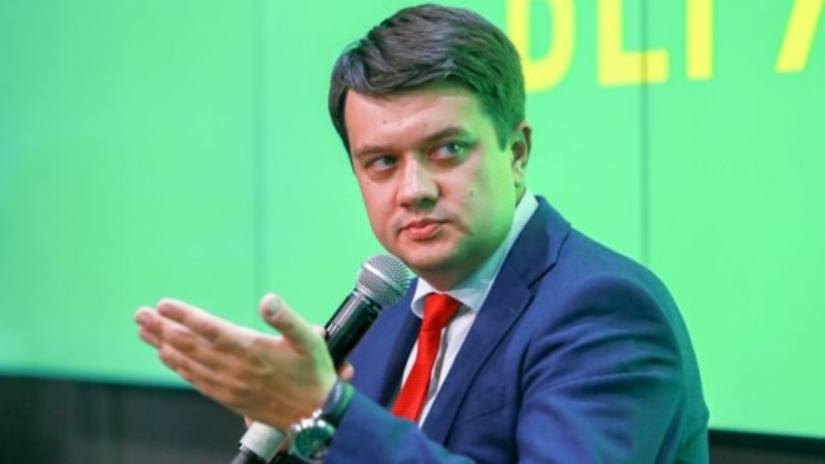Разумков из "Слуги народа" назвал три главные реформы команды Зеленского: Супрун уже стоит нервничать