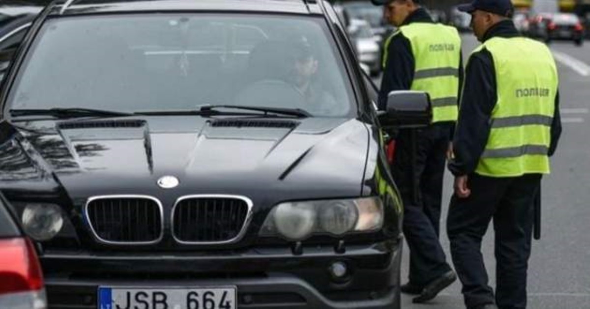 22 серпня дедлайн для євроблях: поліцейські з митниками обговорили, як перевірятимуть авто