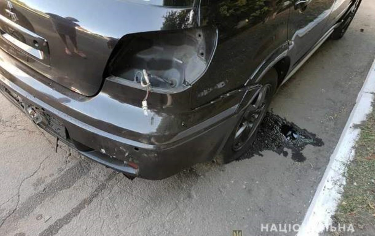 На Днепропетровщине взорвали авто полицейской "шишки"