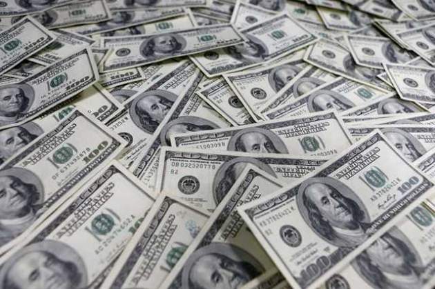 Доллар побьет новый рекорд: чего ждать украинцам в августе