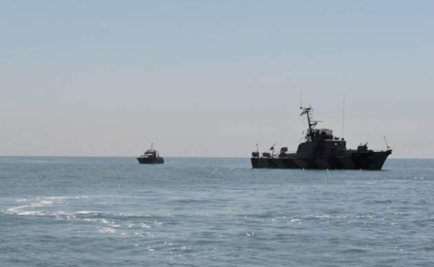 Боевики устанавливают морские мины вдоль побережья Азовского моря