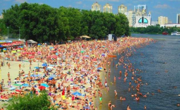 На всех киевских пляжах не рекомендуется купаться