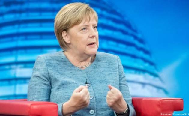 Меркель прокомментировала угрозы США переместить войска в Польшу
