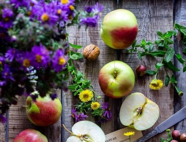 Яблочный Спас 2019: как оригинально поздравить