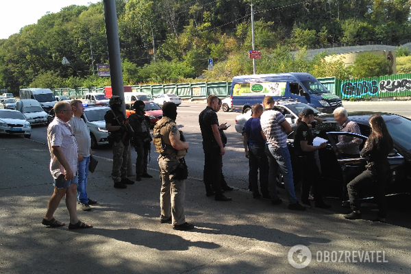 В Киеве задержали "поддельного" копа