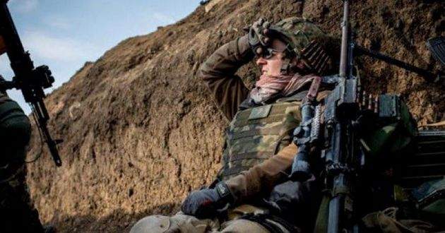 Как идут "переговоры" на Донбассе: бойцы ВСУ показали сильные кадры с фронта