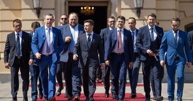 Мозговой штурм и мат: как у Зеленского принимаются важные решения